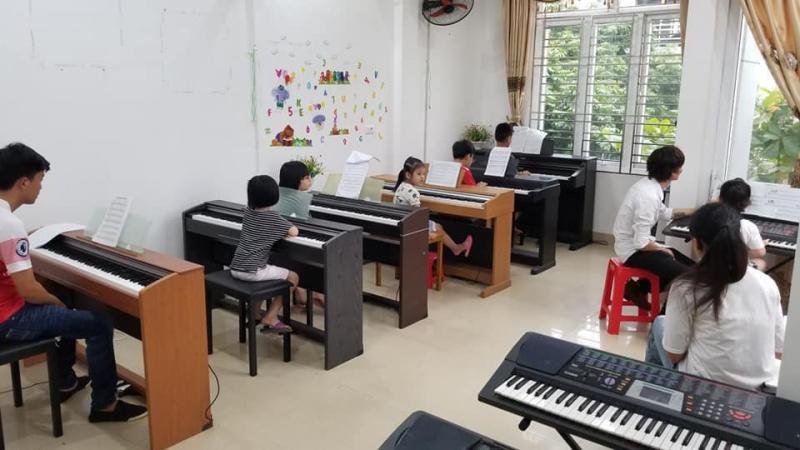 Lớp học tại Trung Tâm Âm Nhạc Acoustic Thanh Hoá
