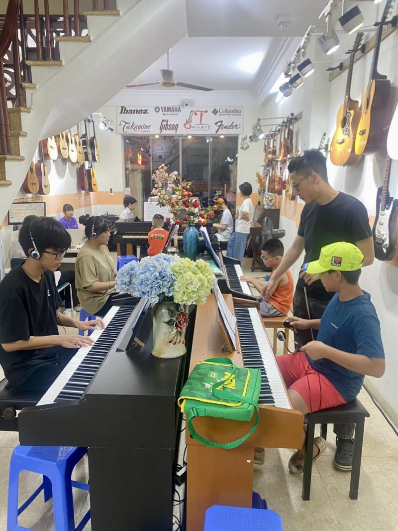 Trung Tâm Âm Nhạc T-Music