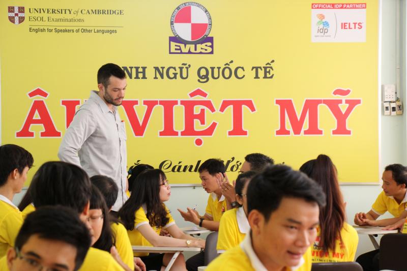 Trung tâm anh ngữ Quốc Tế Âu Việt Mỹ được đánh giá là một trong những trung tâm có chất lượng giáo dục tốt và là môi trường học tập lý tưởng cho các em học sinh, sinh viên