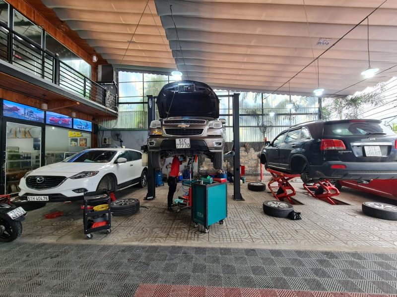 Trung tâm chăm sóc sửa chữa xe Thế Kỷ Auto