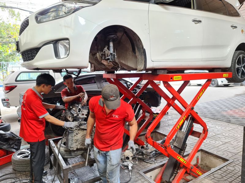 Trung tâm chăm sóc sửa chữa xe Thế Kỷ Auto