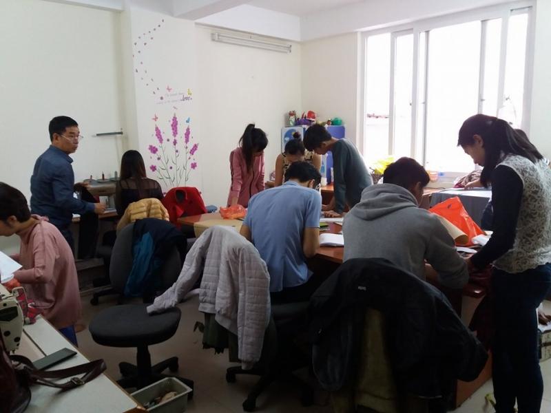 TRUNG TÂM ĐÀOTẠO CẮT MAY VÀ THIẾT KẾ THỜI TRANG VEST NGUYỄN