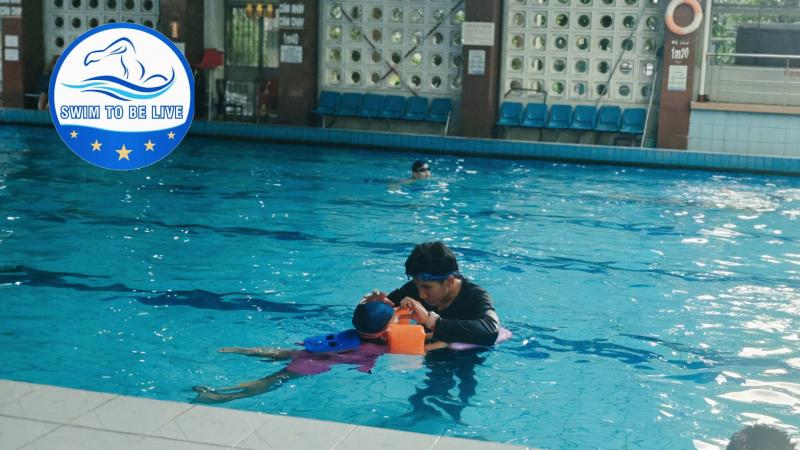 Trung tâm dạy bơi Swim To Be Live