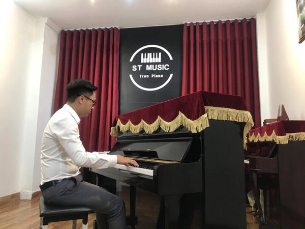 Trung tâm dạy đàn piano cho người lớn - ST Music