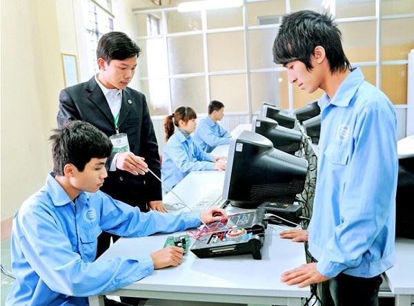 Top 7 Trung tâm đào tạo sửa chữa máy tính uy tín nhất ở Hà Nội