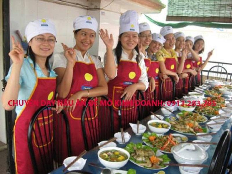 Trung tâm dạy nữ công gia chánh Thanh Mai đã đào tạo được nhiều học viên giỏi về kỹ năng