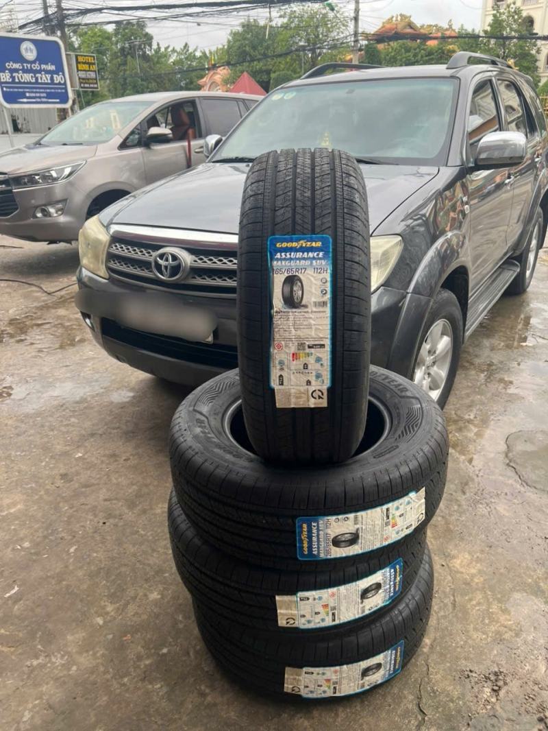 Trung Tâm Dịch Vụ Lốp Xe Tài Lốp