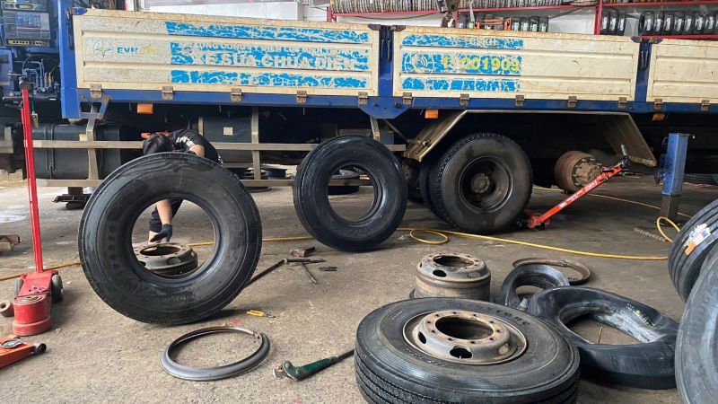 Trung tâm Dịch vụ lốp xe Thuần Lý
