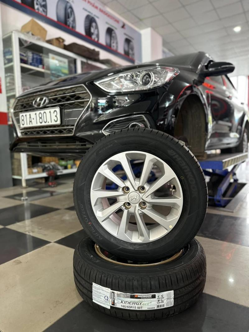 Trung tâm Dịch vụ lốp xe Thuần Lý