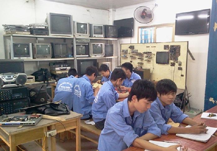 Dịch vụ lắp đặt, sửa chữa điều hòa uy tín nhất ở Cầu Giấy, Hà Nội