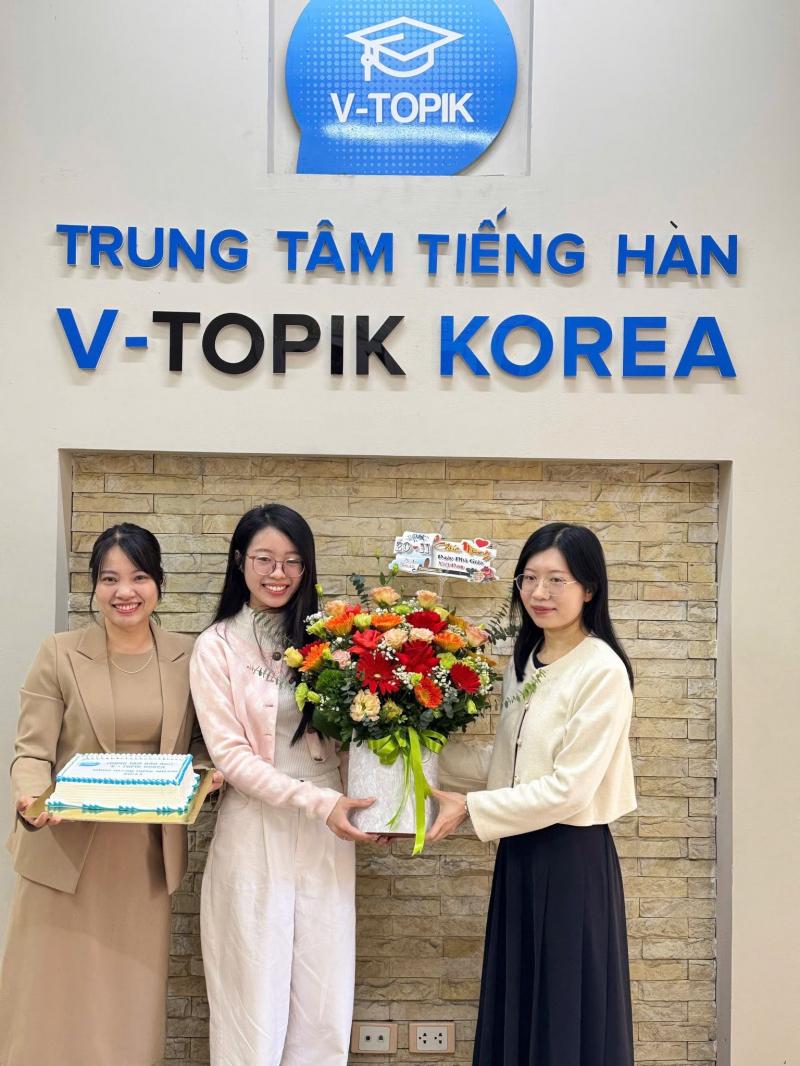 Trung tâm Hàn Ngữ V-Topik