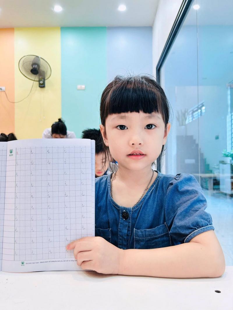 Trung tâm Hands Hà Huy Tập