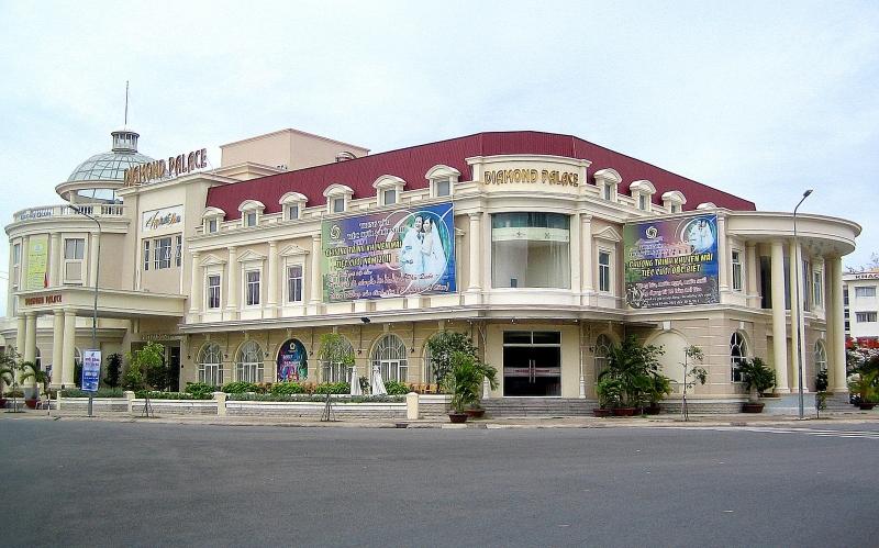 Trung tâm hội nghị và tiệc cưới Diamond Palace