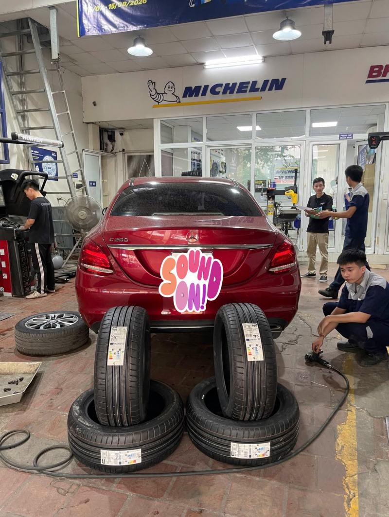 Trung tâm lốp xe Bích Thư