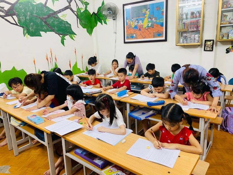Trung tâm luyện chữ đẹp Minh Hiền