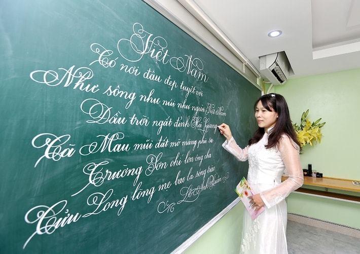 Trung tâm luyện chữ đẹp Trí Việt Trung tâm luyện chữ đẹp Trí Việt