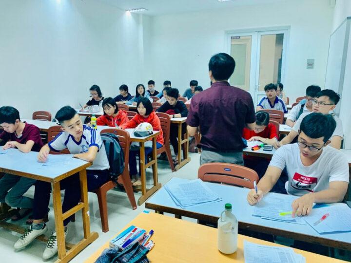 Trung tâm luyện thi đại học Nguyễn Thượng Hiền