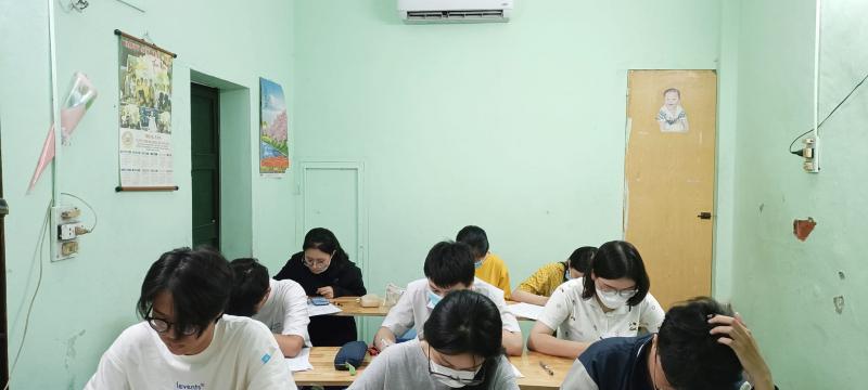 Người nước ngoài học tiếng việt rất khó