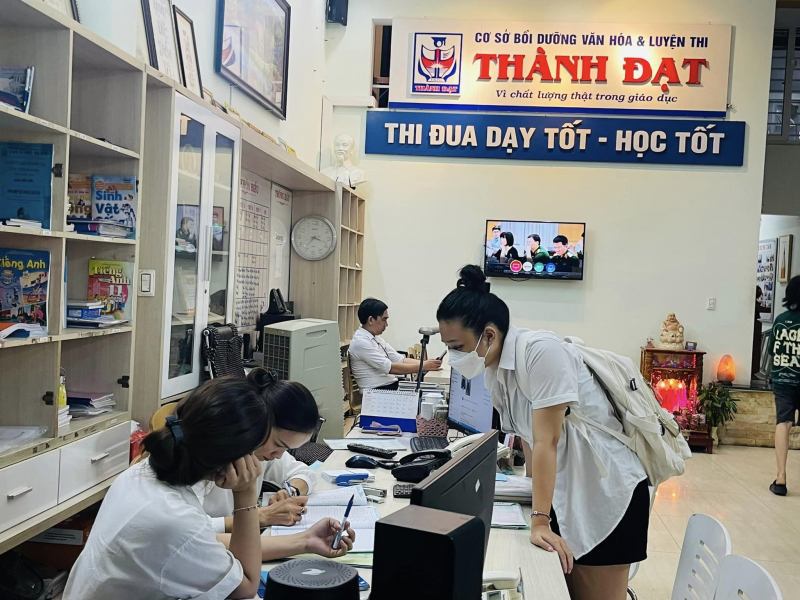 Không khí học tập nghiêm túc trong trung tâm