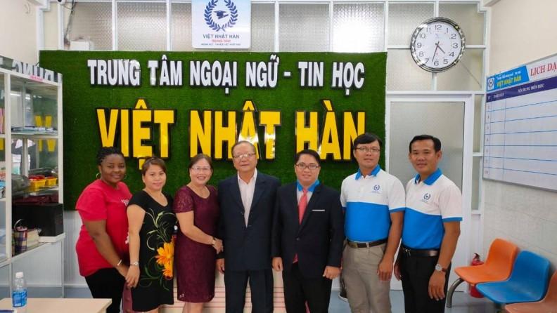 Trung Tâm Ngoại Ngữ - Tin Học Việt Nhật Hàn