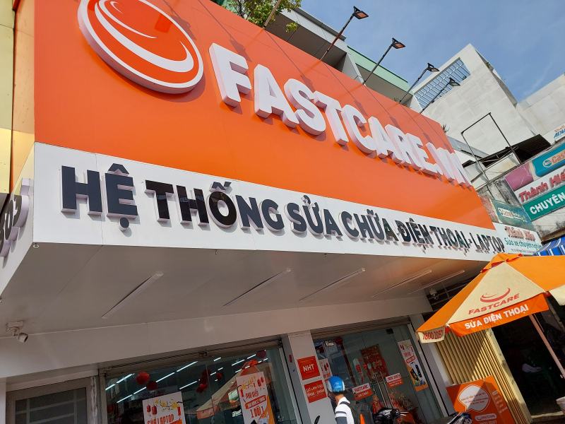 Trung tâm sửa chữa điện thoại Fastcare