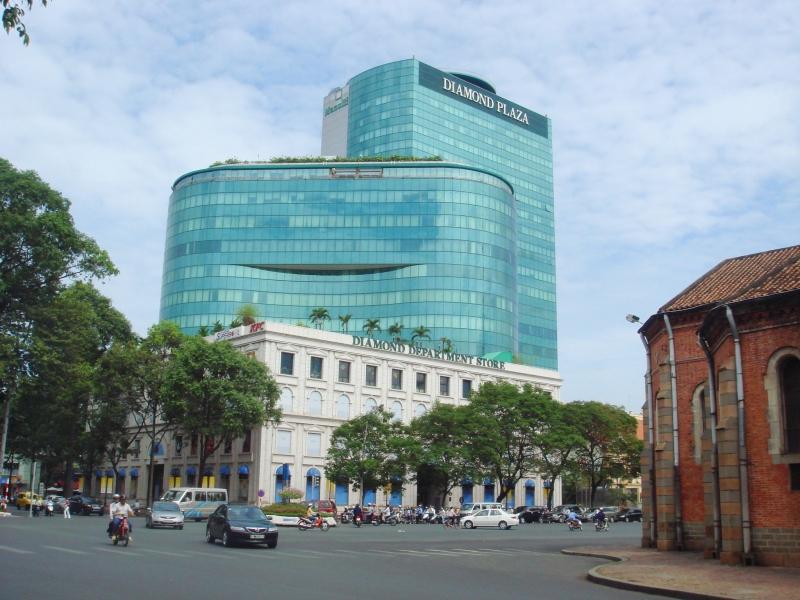 Trung tâm thương mại Diamond Plaza