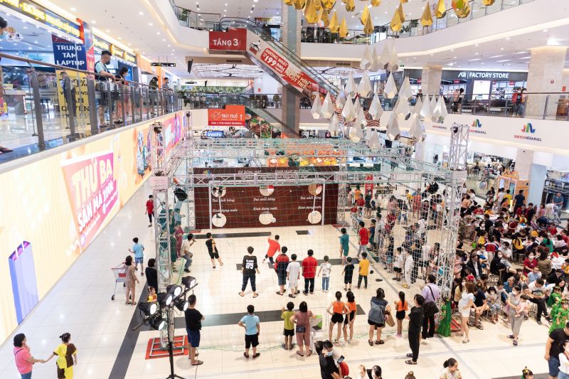 Trung tâm thương mại Savico Megamall