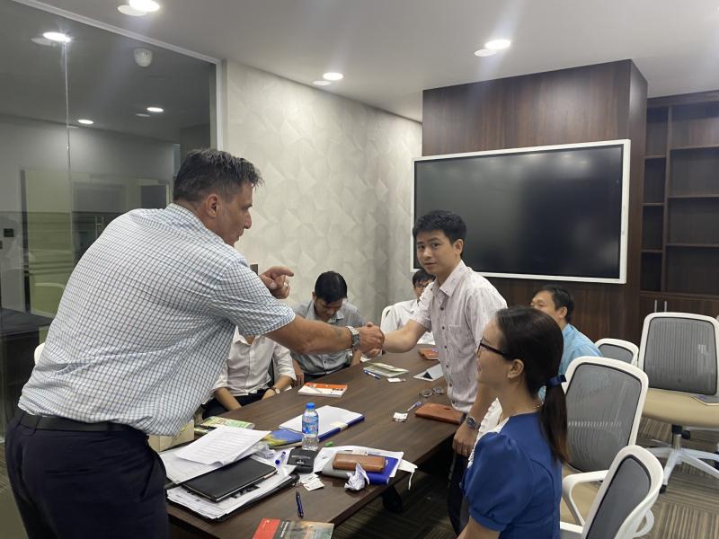 Trung tâm tiếng Anh Aroma