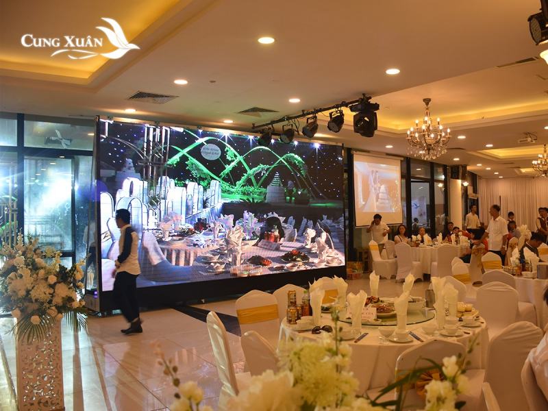 Trung tâm tổ chức sự kiện và tiệc cưới Cung Xuân