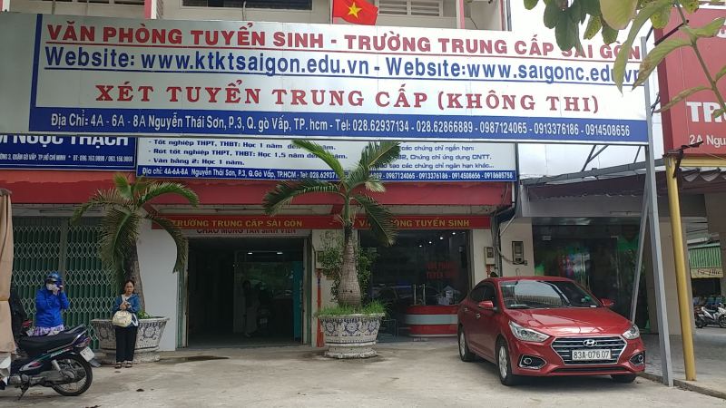 Trường trung cấp Sài Gòn