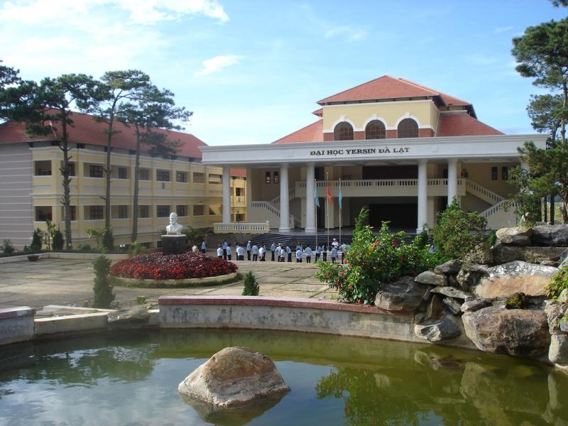 Trường Đại học Dân lập Yersin Đà Lạt