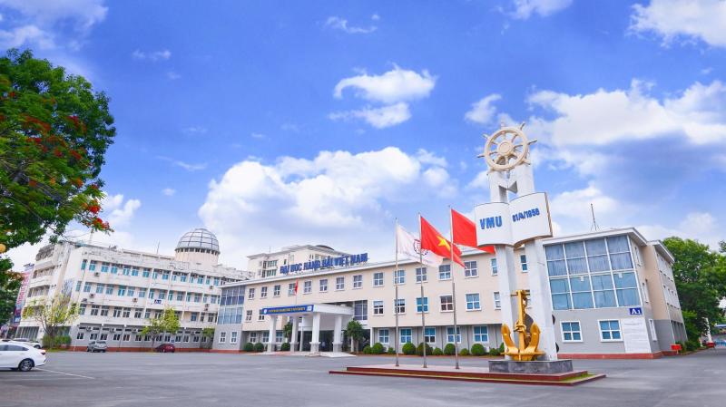 ﻿  Trường Đại học Hàng hải Việt Nam