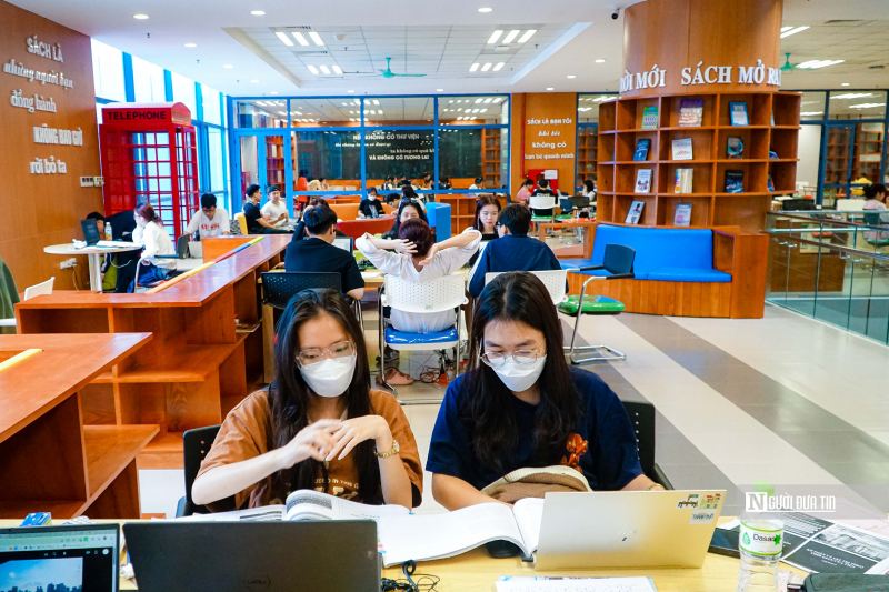 Thư viện tại Trường Đại học Kinh tế Quốc dân (NEU)