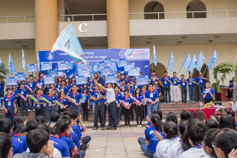 Sinh viên Sư phạm ra quân mùa chiến dịch tuyển sinh 2016