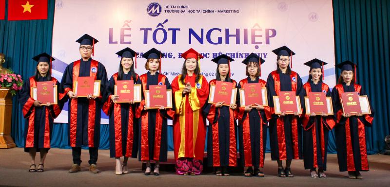 Lễ tốt nghiệp Trường Đại học Tài chính - Marketing