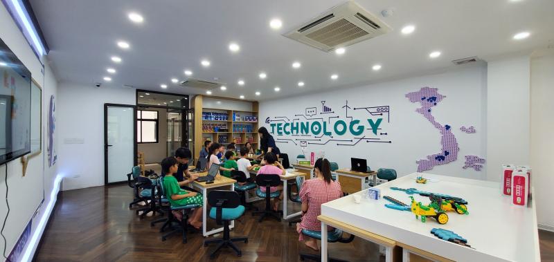 Trường học công nghệ sáng tạo Dino Tech