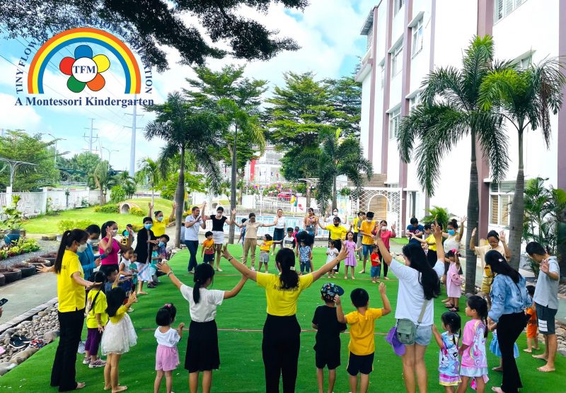 Trường Mầm non Bông Hoa Nhỏ ( Tiny Flower Montessori School)