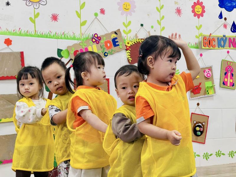 Trường mầm non CLC LẠC VIỆT