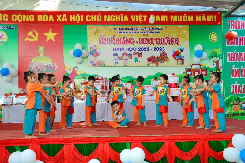 Trường Mầm non Hoàng Lan