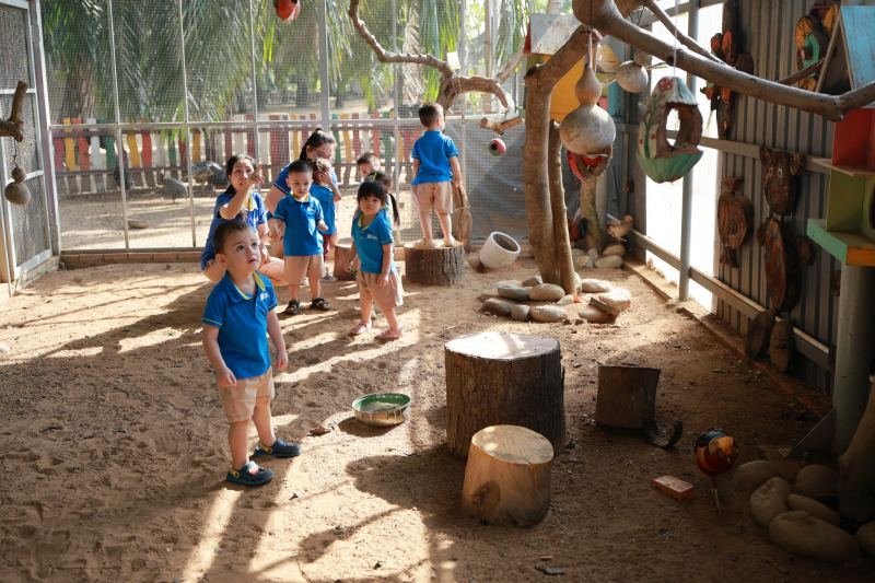 Trường mầm non Little People