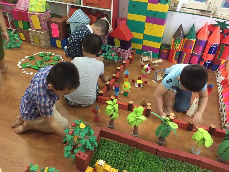 Rang Dong Kindergarten accepts children from 1 to 5 years old with tuition fee: 1,000,000 VND - 1,200,000 VND