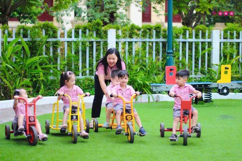 Trường mầm non Sakura Montessori