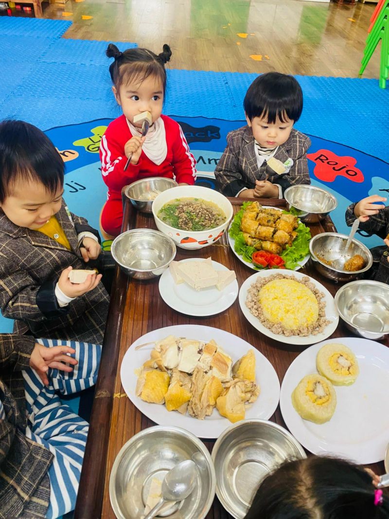 Trường Mầm non Sukids Montessori