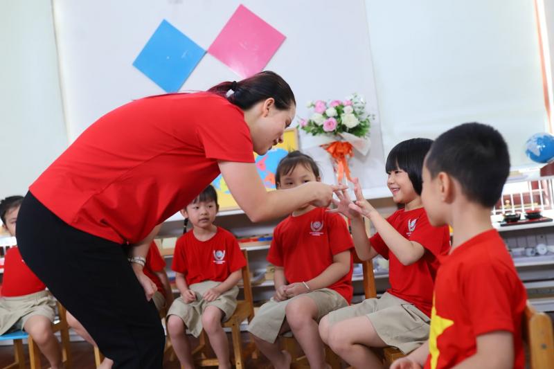 Trường mầm Non Việt Mỹ Montessori - Linh Đàm