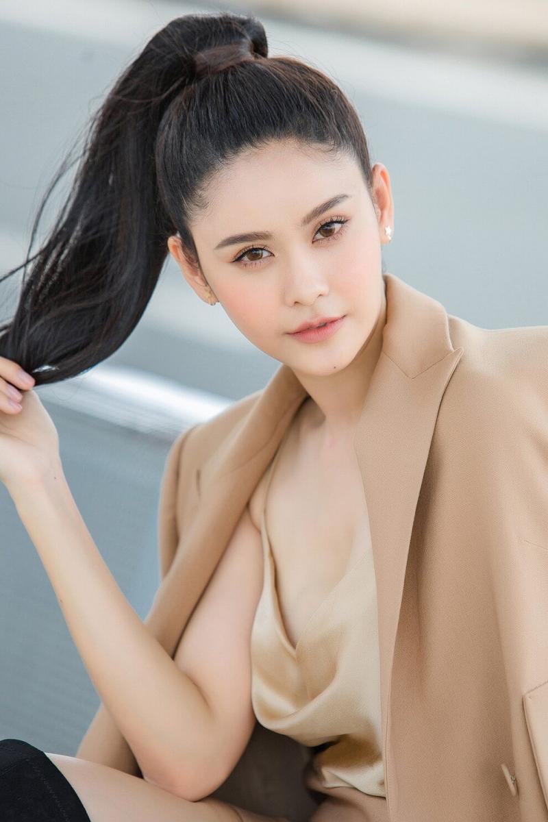Top 10 Nữ ca sĩ trẻ đẹp nhất Việt Nam - toplist.vn