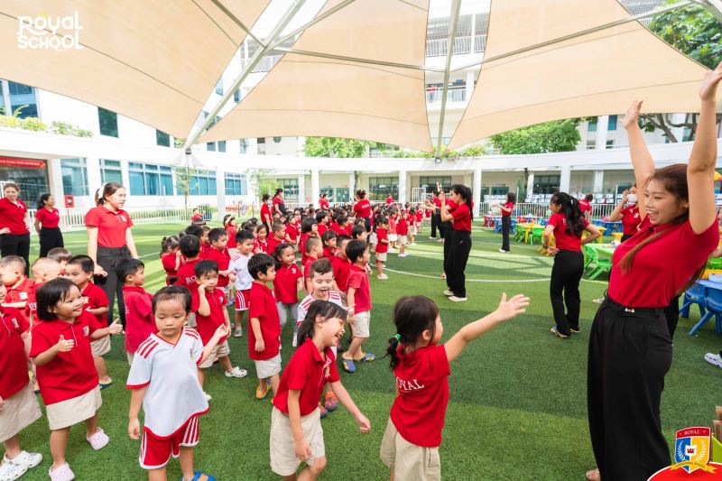 Trường Song ngữ Quốc tế Hoàng Gia - Royal School