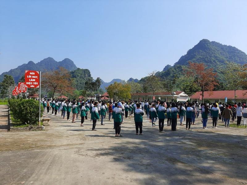 Dong Yen Secondary School