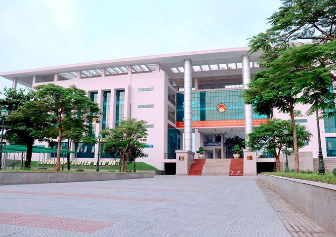 Trường THPT Chuyên Biên Hòa