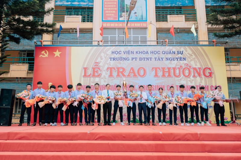 Trường THPT Dân tộc nội trú Tây Nguyên