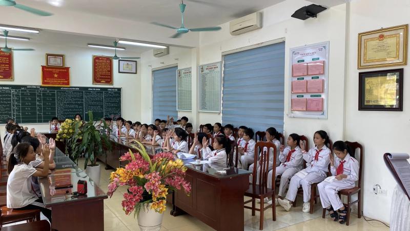 Trường Tiểu học Hồng Vân